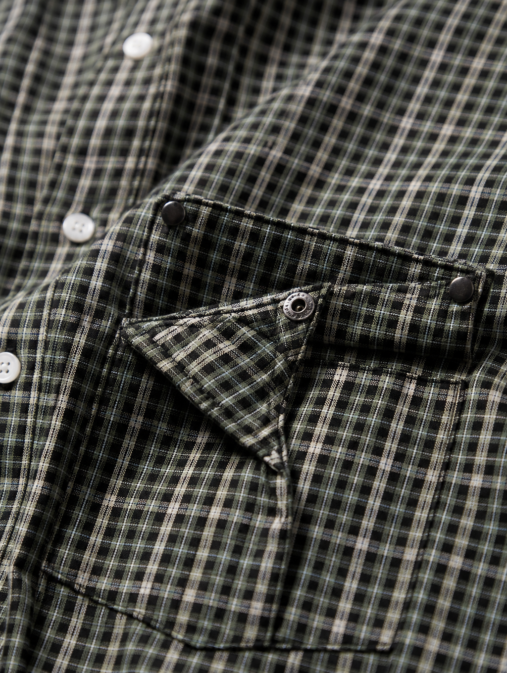 Gridline Detachable pocket shirt